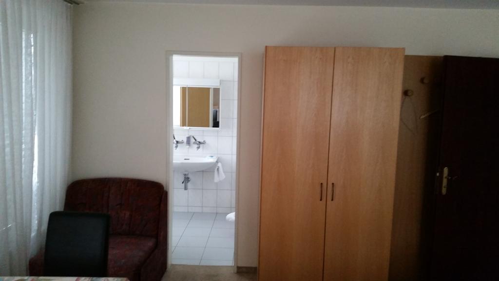 Hotel Mare&Monti Bassersdorf Zimmer foto